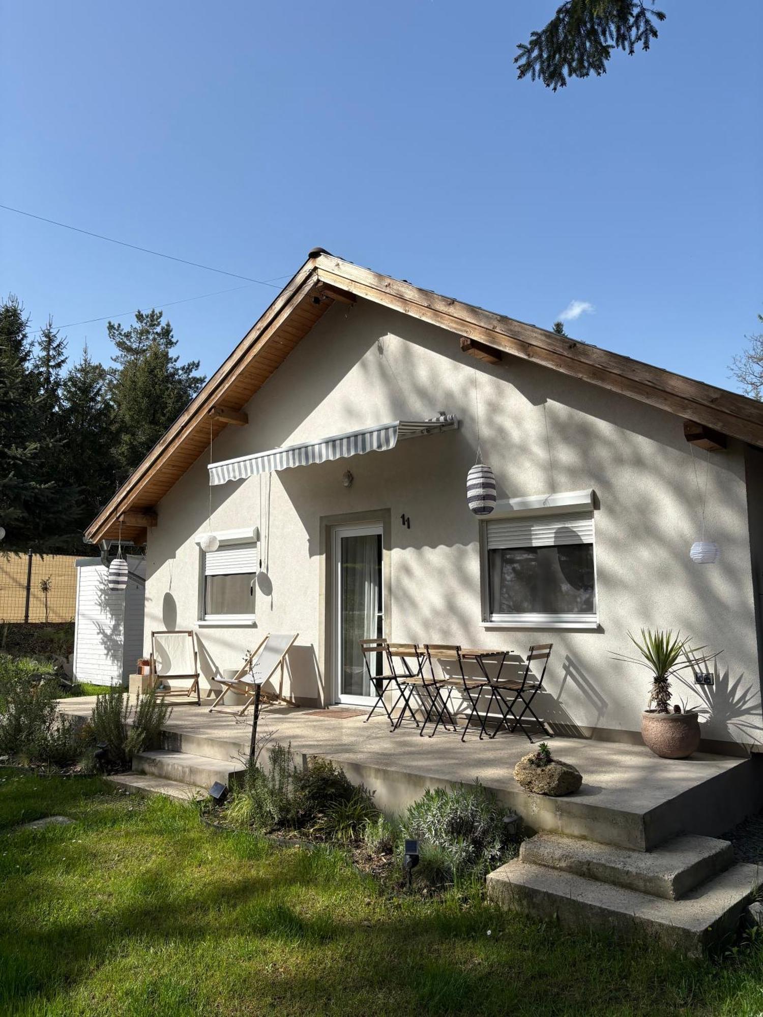 Marika Vendeghaz Villa Szigetmonostor Kültér fotó